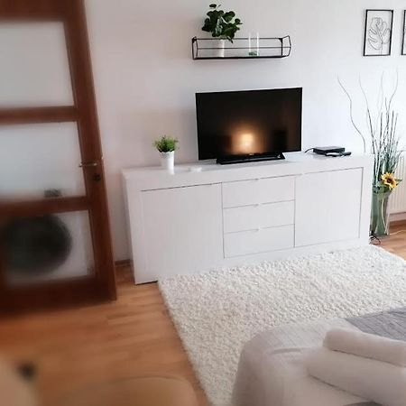 Nexus Studio Deluxe ميركورا تشيوك المظهر الخارجي الصورة